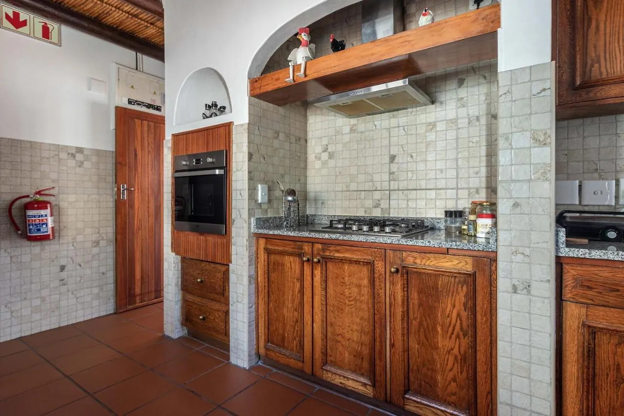 Anoud Manor Villa Hout Bay 0*,  South Africa